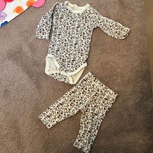 Newborn Quincy Mae Floral Two Piece set